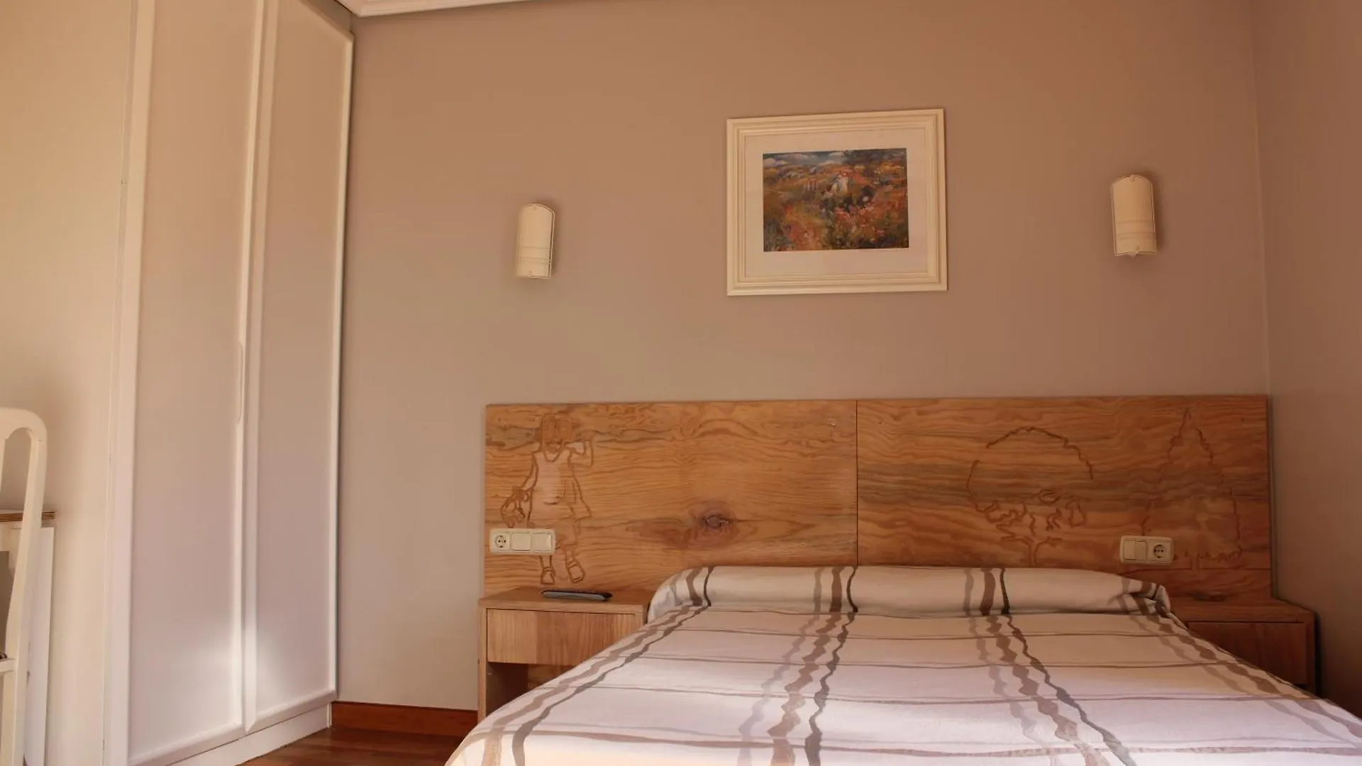 Pension Lagunak Zarautz 2*,  Spanien