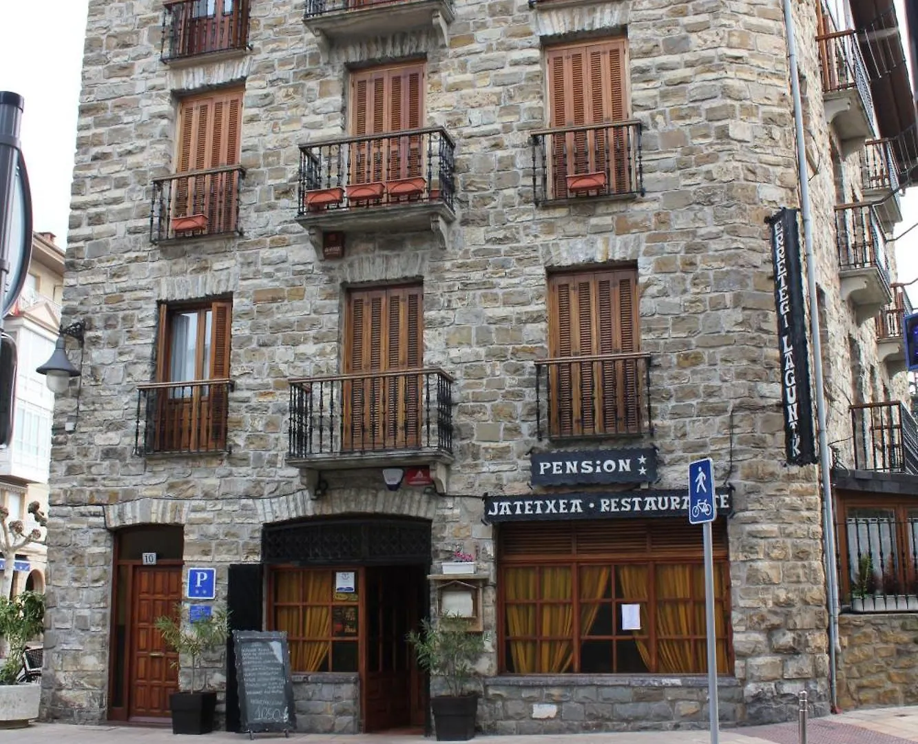 Pension Lagunak Zarautz