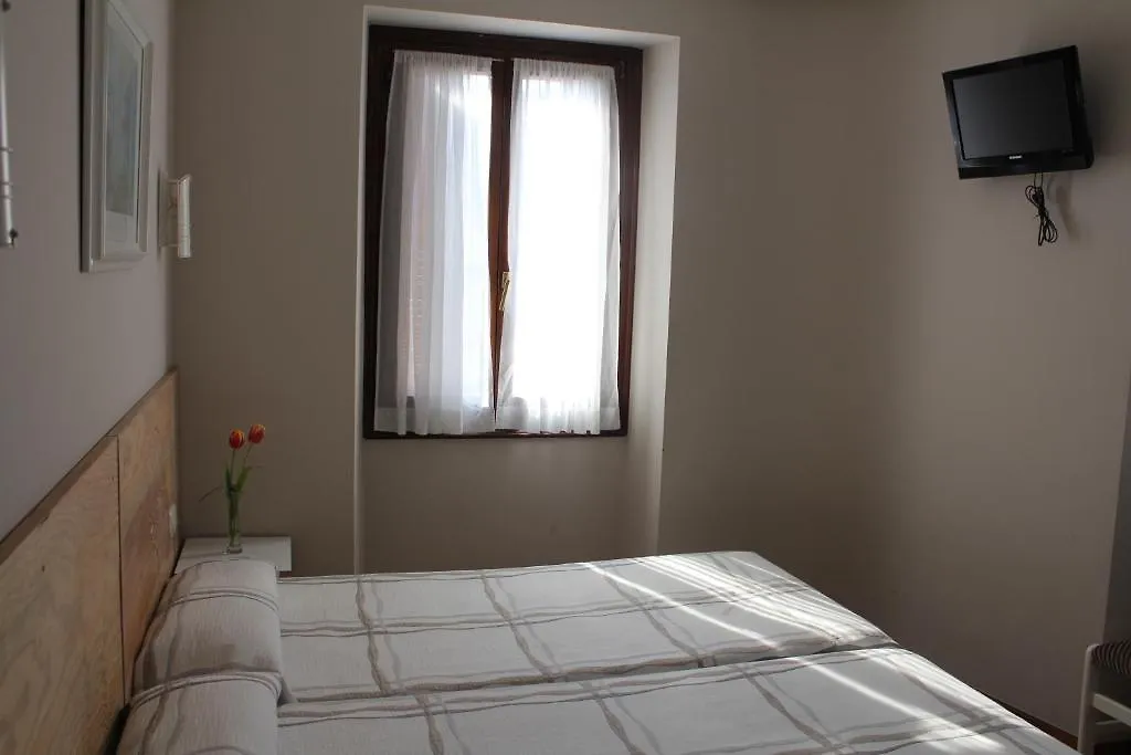 Pension Lagunak Zarautz